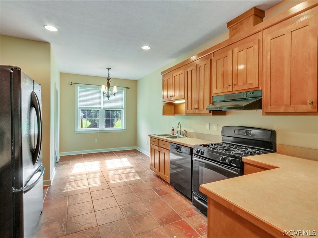 4319 Cabin Point Road Spring Grove, VA 23881 - Photo 11 of 29 Gallery Image 11