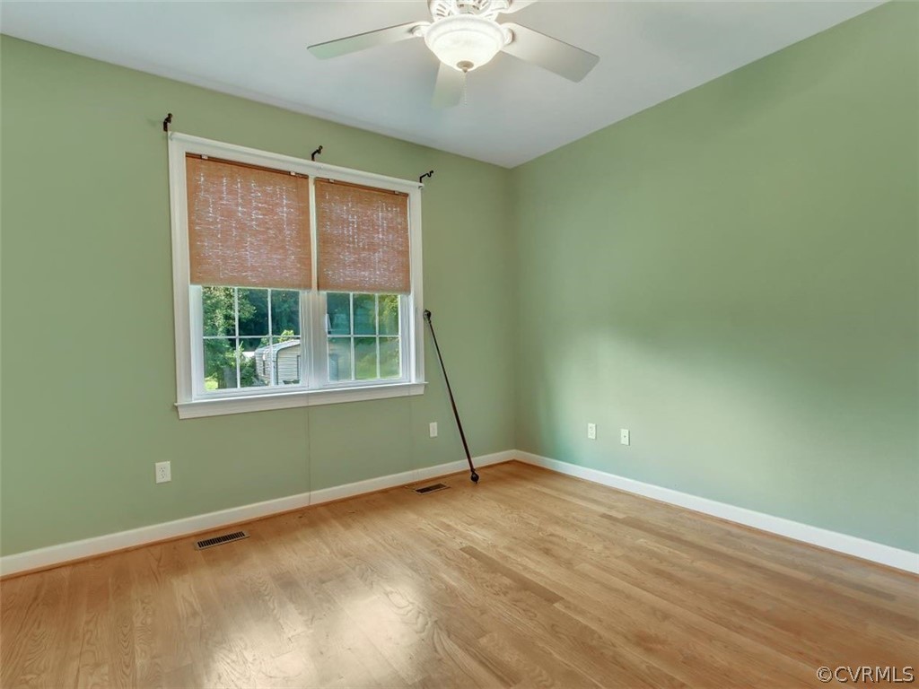 4319 Cabin Point Road Spring Grove, VA 23881 - Photo 22 of 29 Gallery Image 22