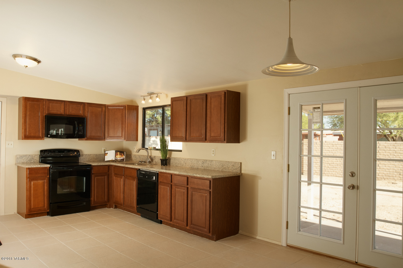 863 West River Road Tucson, AZ 85704 - Photo 4 of 6 Gallery Image 4