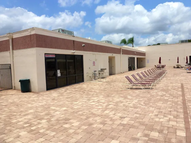 $111,900 | 7586 Tahiti Lane, Unit 201, Lake Worth, FL 33467