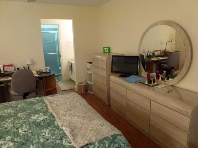 $111,900 | 7586 Tahiti Lane, Unit 201, Lake Worth, FL 33467