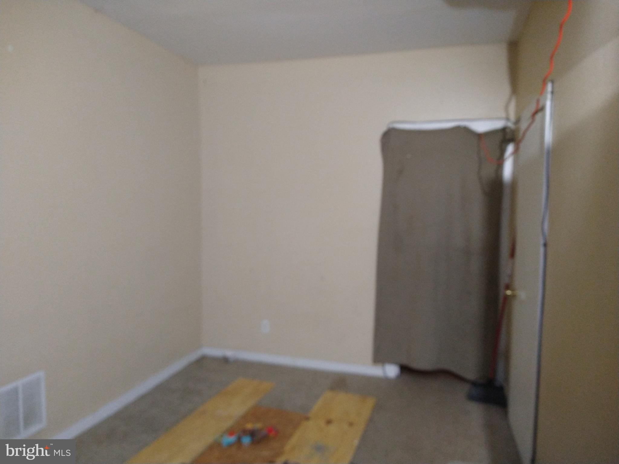 2225 West Baltimore Street Baltimore, MD 21223 - Photo 4 of 8