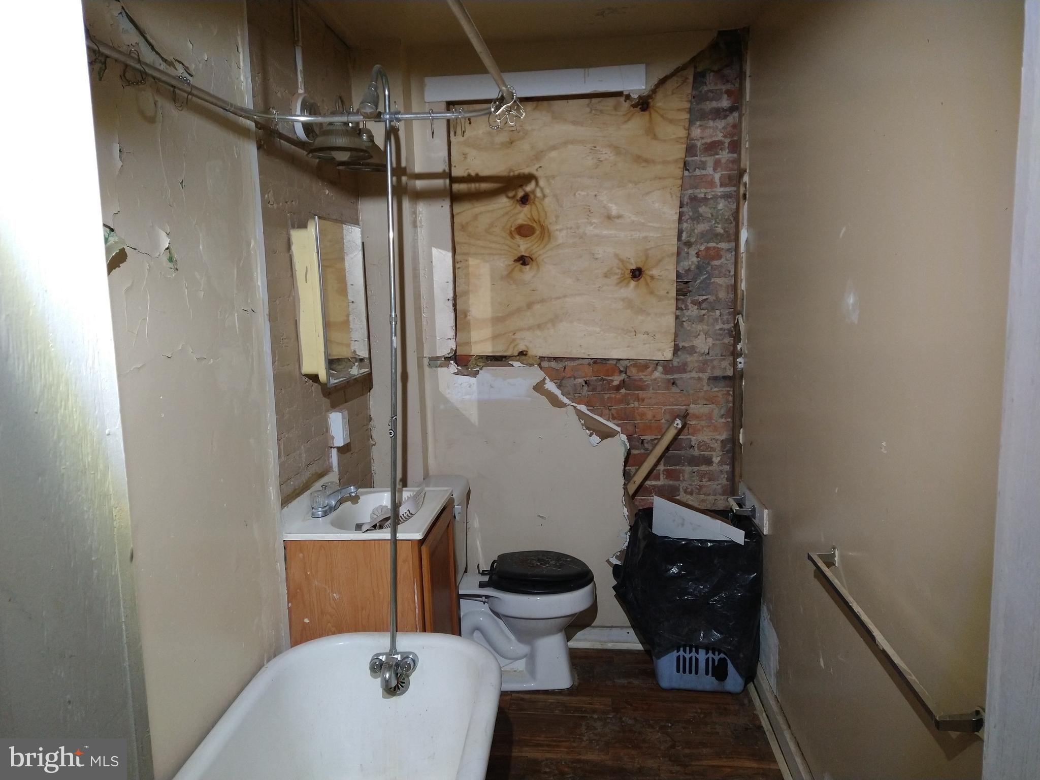 2225 West Baltimore Street Baltimore, MD 21223 - Photo 7 of 8