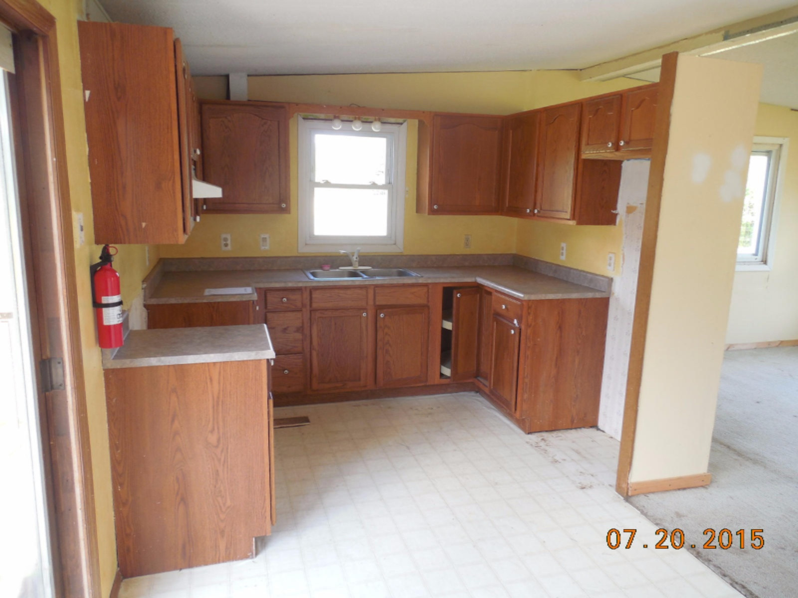 21292 7 Mile Road Reed City, MI 49677 - Photo 3 of 12 Kitchen