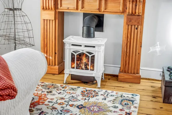 $389,000 | 672 Spruce Head Road, South Thomaston, ME 04858