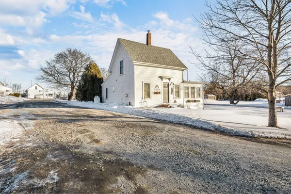 $389,000 | 672 Spruce Head Road, South Thomaston, ME 04858