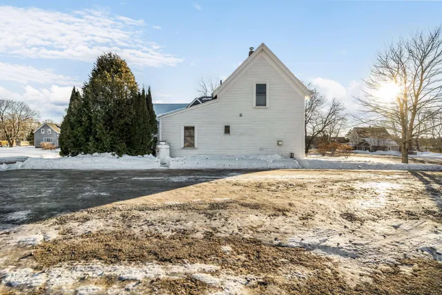 $389,000 | 672 Spruce Head Road, South Thomaston, ME 04858