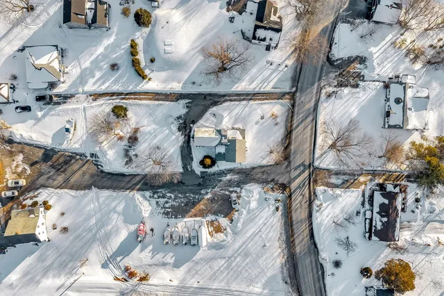 $389,000 | 672 Spruce Head Road, South Thomaston, ME 04858