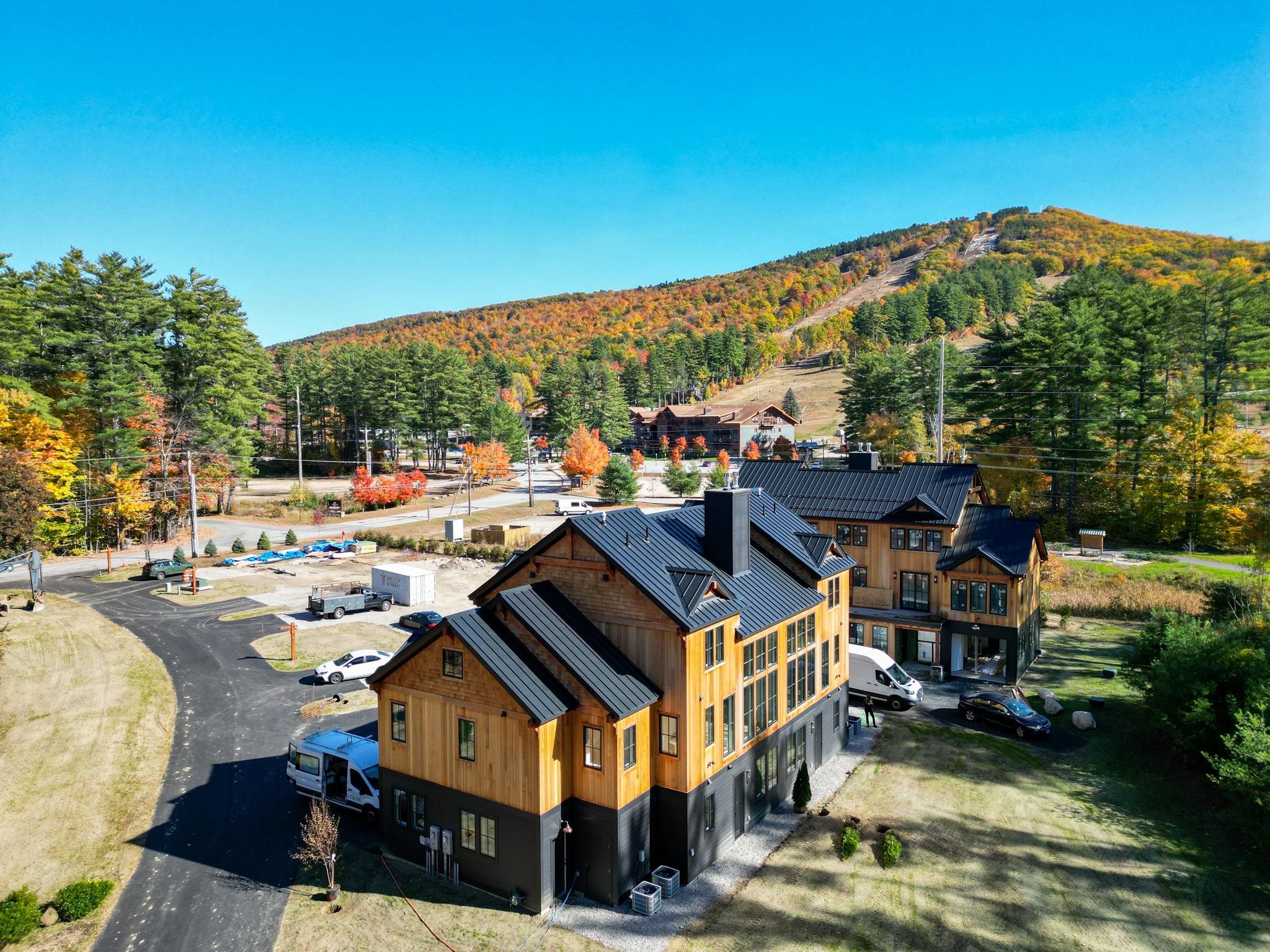 19 Black Diamond Road, Unit 6 North Conway, NH 03860 - Photo 2 of 46 Gallery Image 2