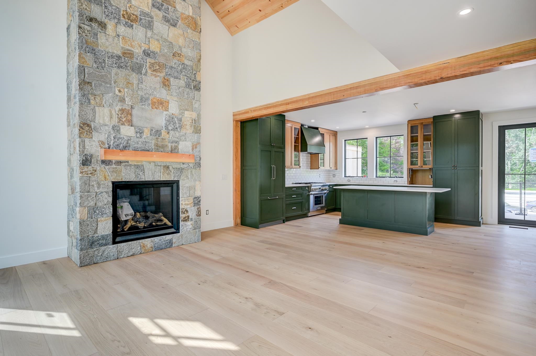 19 Black Diamond Road, Unit 6 North Conway, NH 03860 - Photo 3 of 46 Gallery Image 3