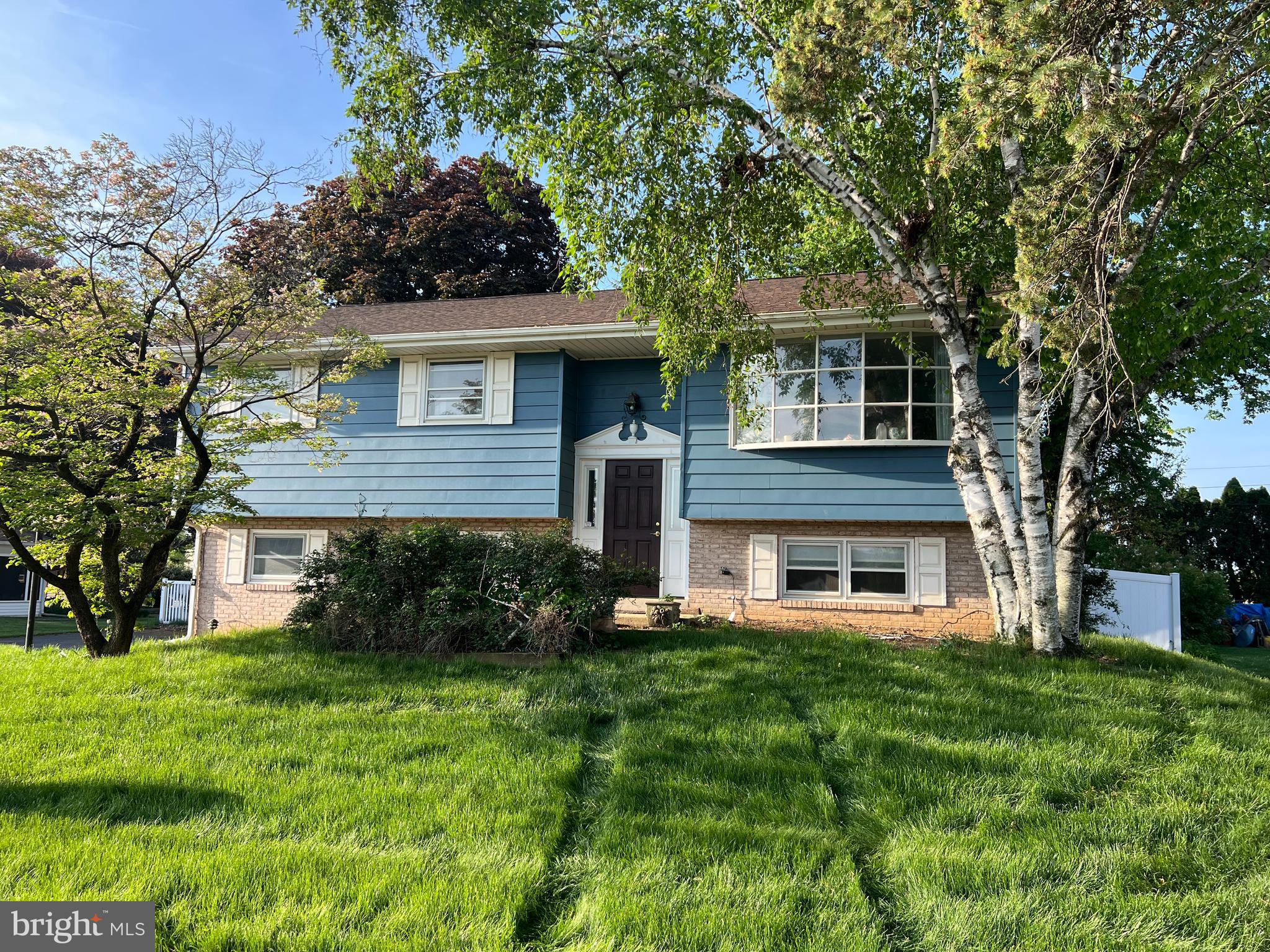 468 Biscayne Road Lancaster, PA 17601 - Photo 1 of 11 Gallery Image 1