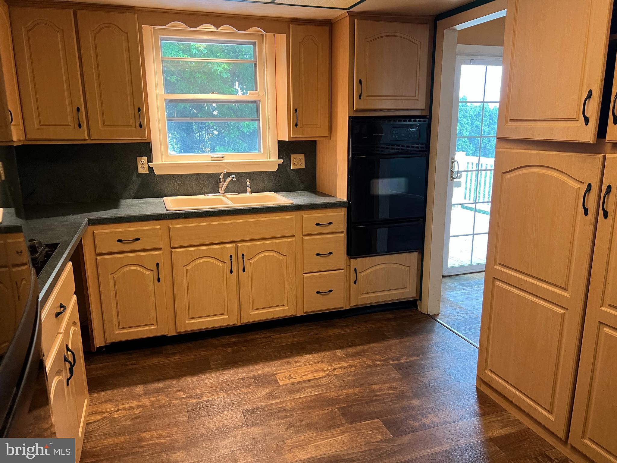 468 Biscayne Road Lancaster, PA 17601 - Photo 4 of 11 Gallery Image 4