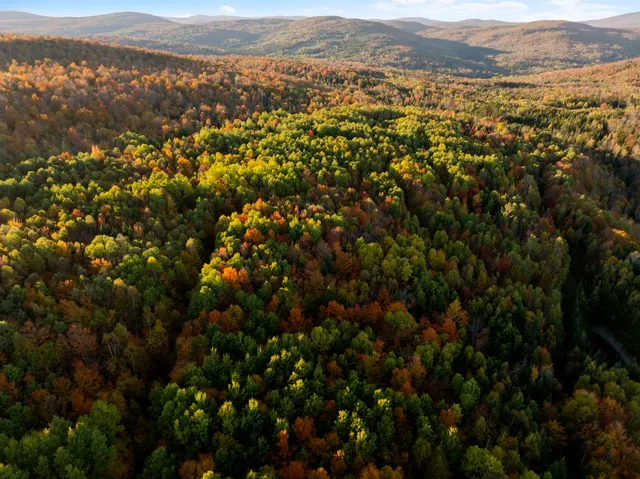 $549,900 | - Kemp Hill Road, Canaan, VT 05903