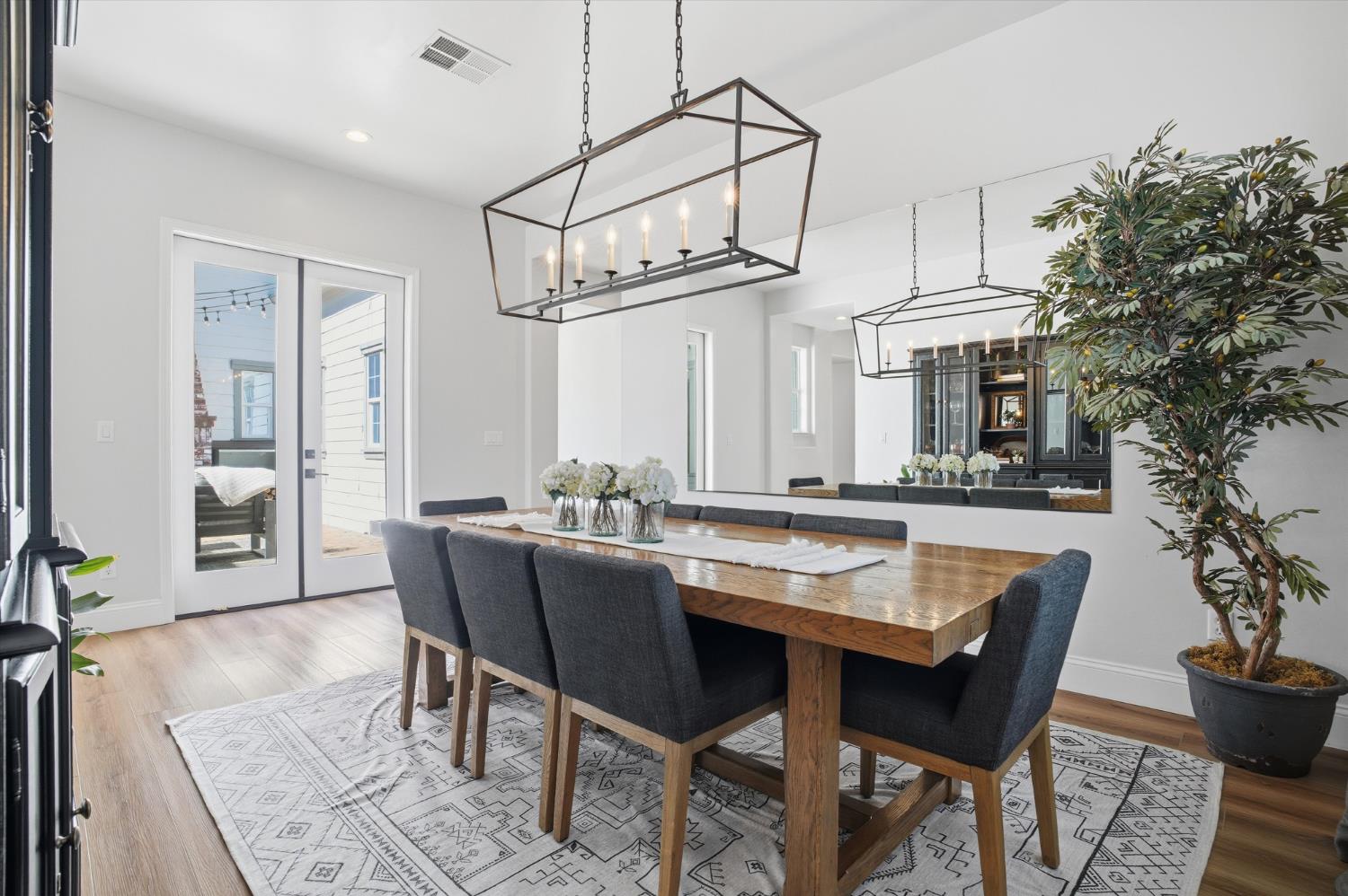 1720 Fairway Oaks Court Ripon, CA 95366 - Photo 11 of 47