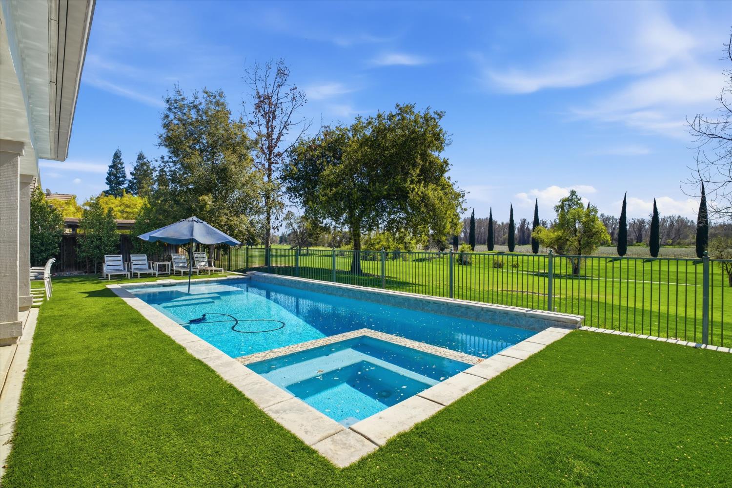 1720 Fairway Oaks Court Ripon, CA 95366 - Photo 26 of 47