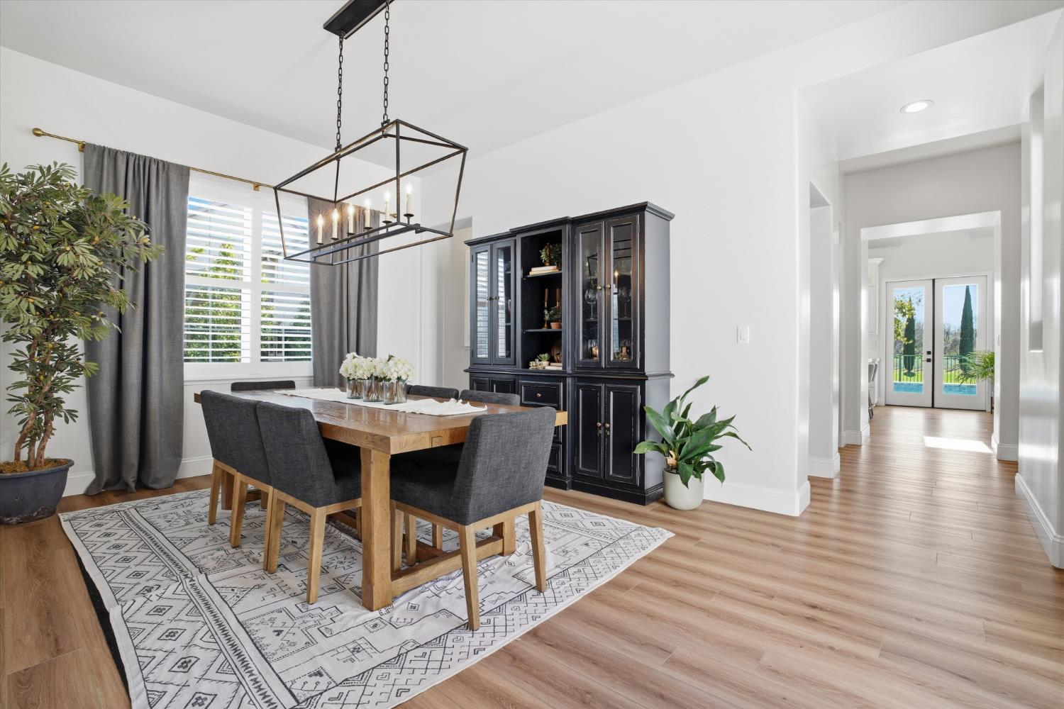 1720 Fairway Oaks Court Ripon, CA 95366 - Photo 10 of 47