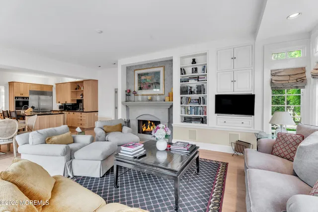 $4,450,000 | 4 Milwin Court, West Allenhurst, NJ 07711