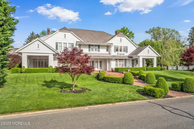 $4,450,000 | 4 Milwin Court, West Allenhurst, NJ 07711