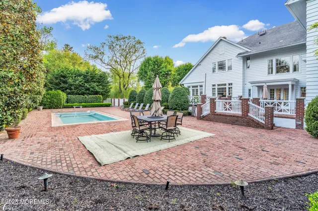 $4,450,000 | 4 Milwin Court, West Allenhurst, NJ 07711