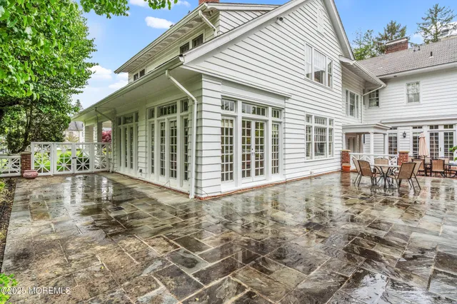 $4,450,000 | 4 Milwin Court, West Allenhurst, NJ 07711