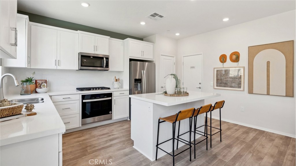 11452 Forge Road Corona, CA 92883 - Photo 10 of 25