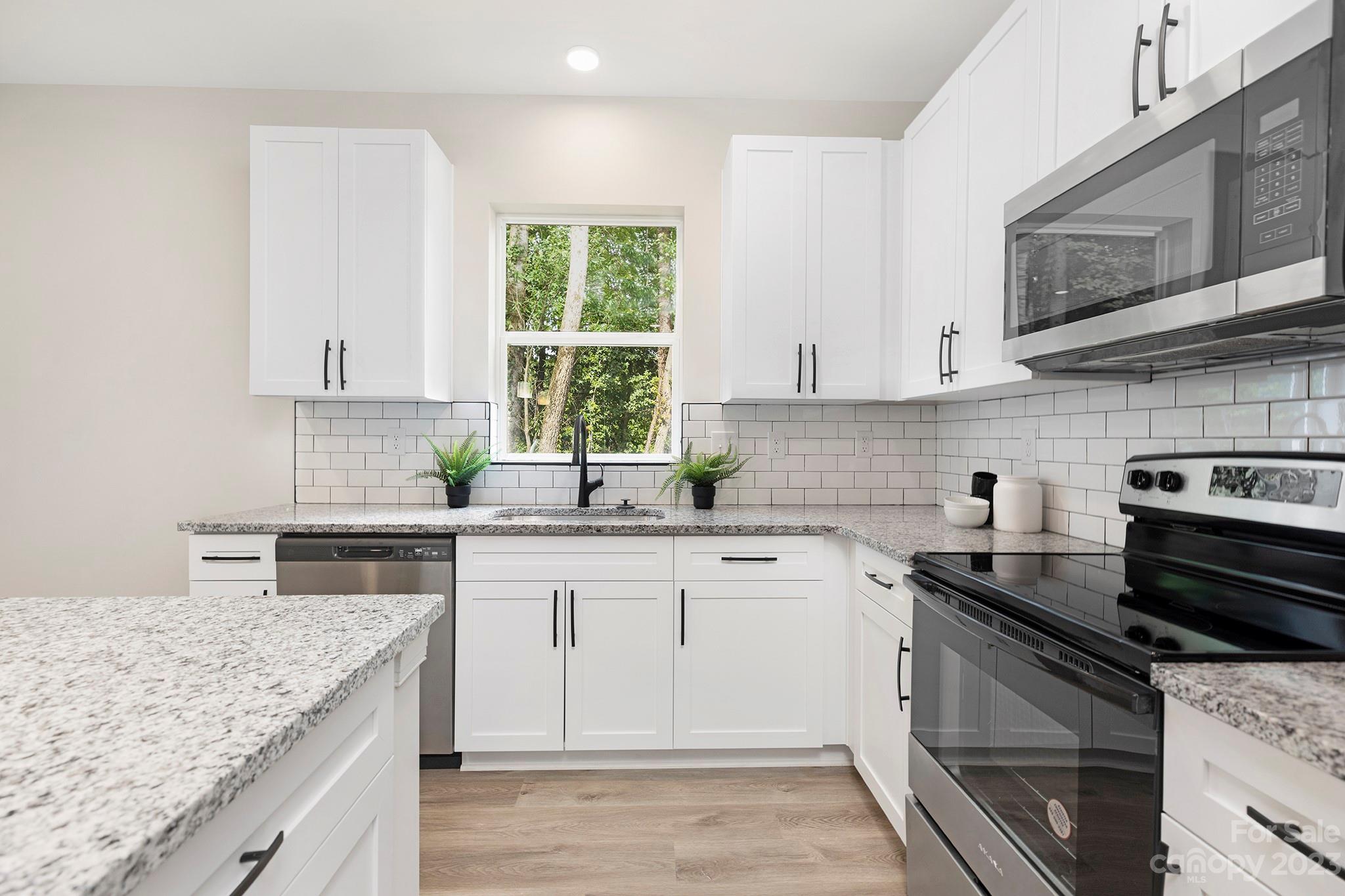 1050 Rhyne Road Charlotte, NC 28214 - Photo 4 of 19 Gallery Image 4