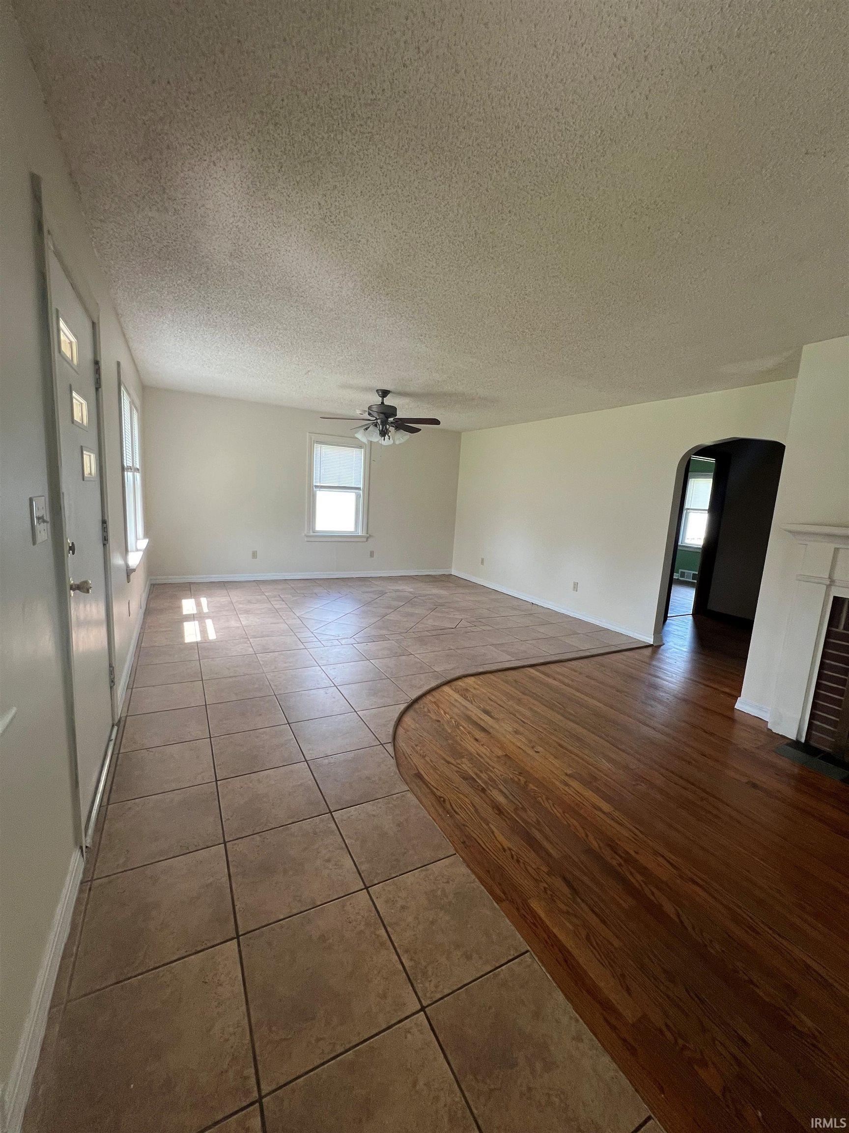 505 Stratton Road Fort Wayne, IN 46825 - Photo 2 of 33 Gallery Image 2
