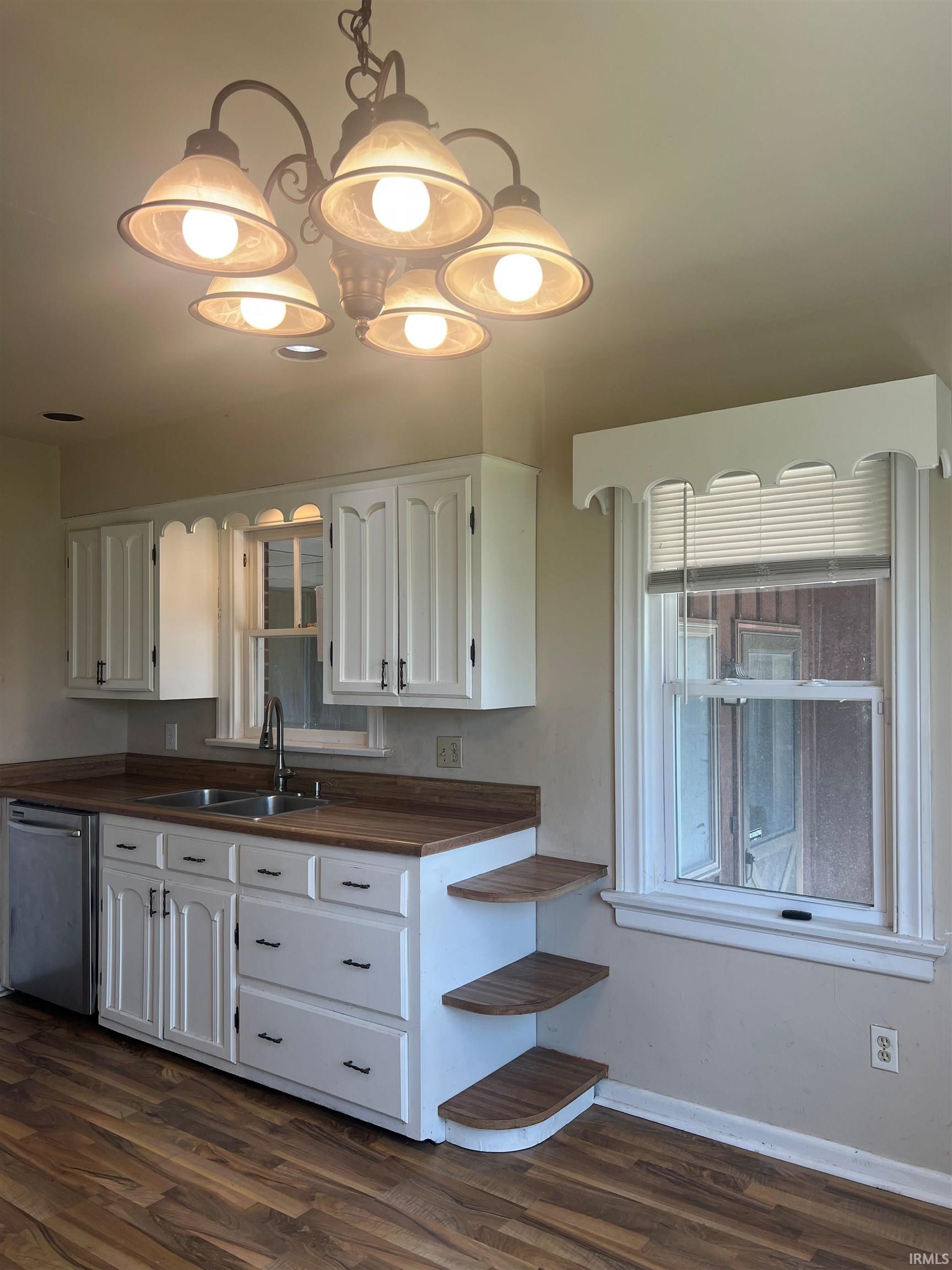 505 Stratton Road Fort Wayne, IN 46825 - Photo 7 of 33 Gallery Image 7