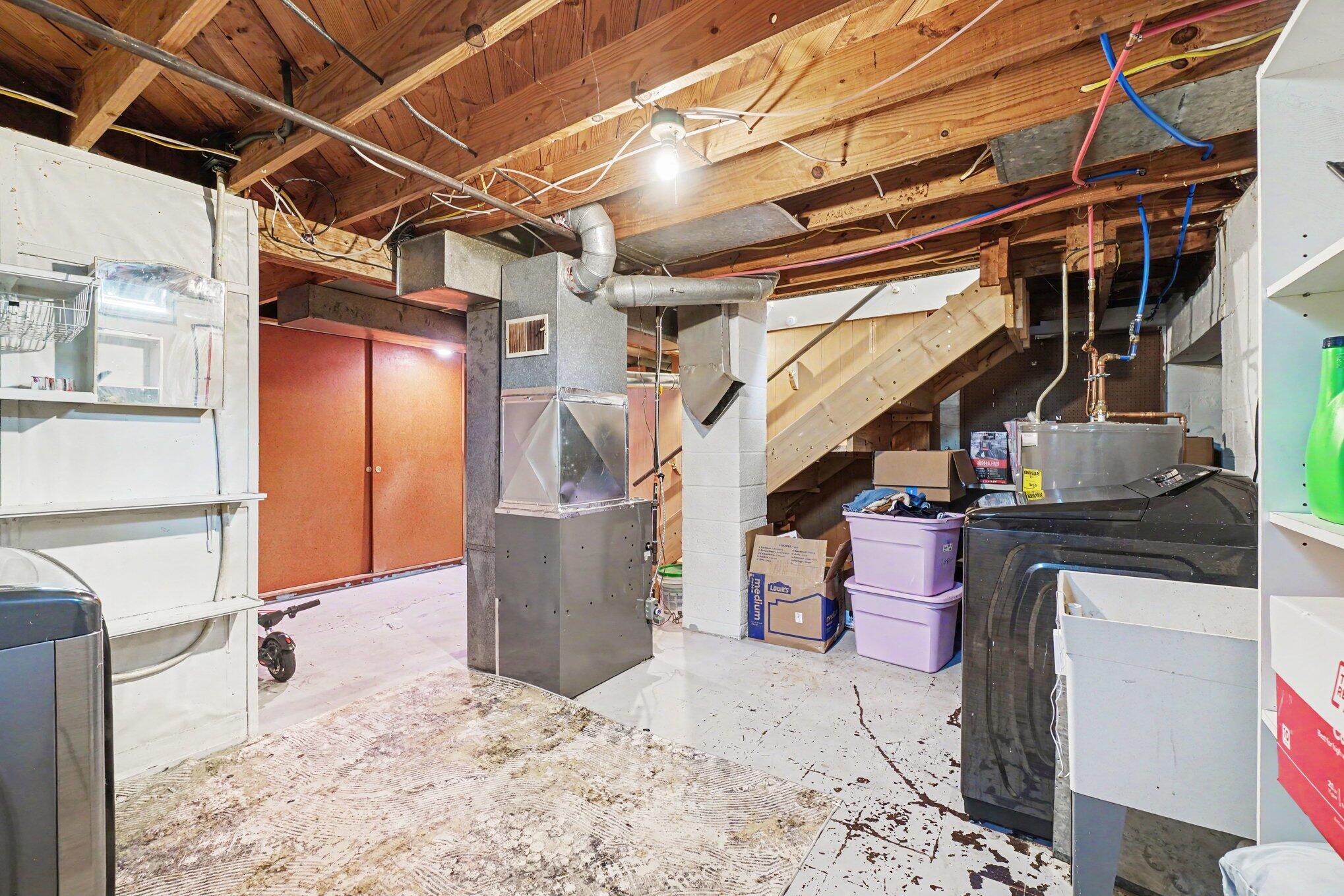 1808 Indian Road Portage, MI 49002 - Photo 21 of 26 Storage