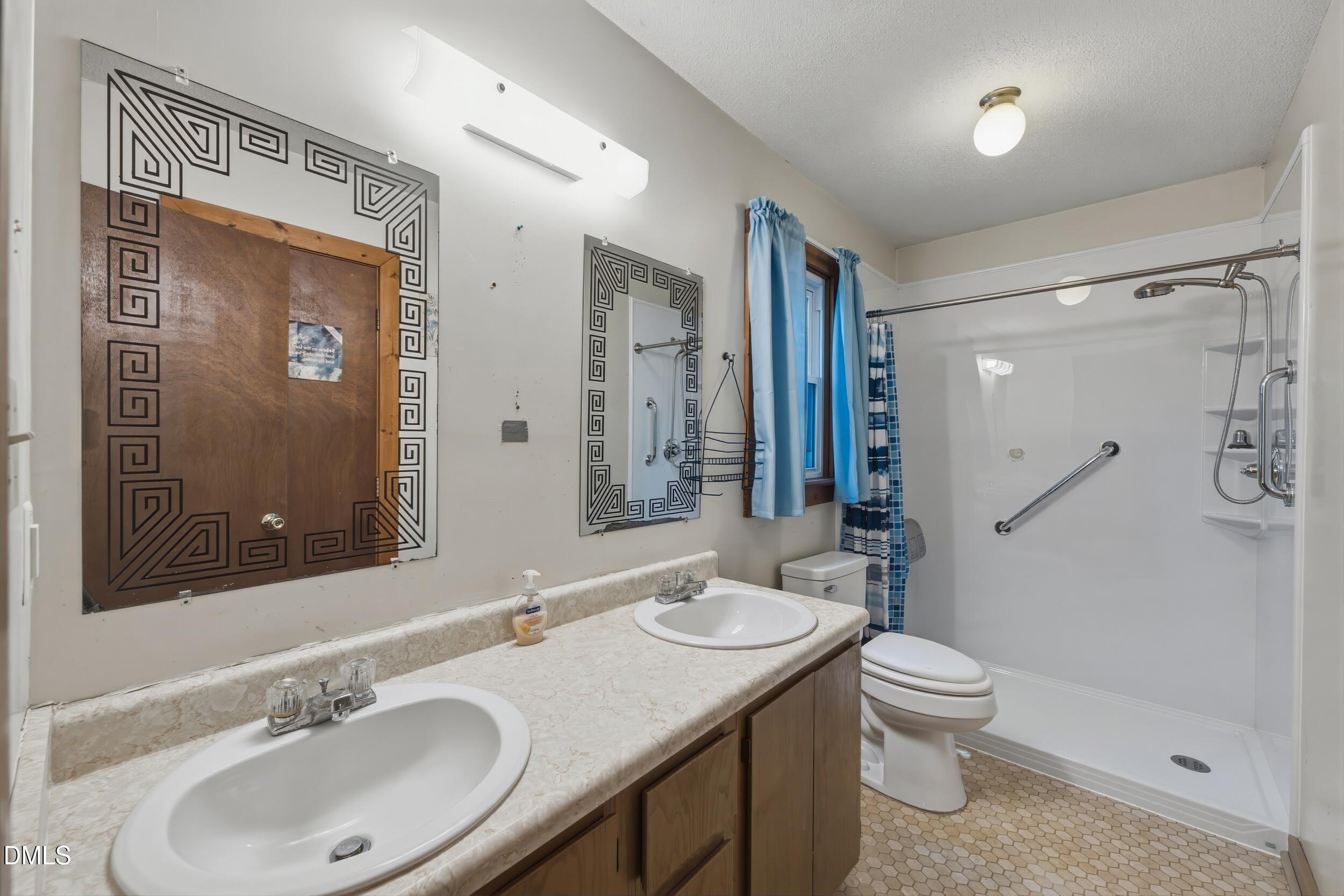 956 Holden Road Youngsville, NC 27596 - Photo 15 of 28 17 -956 holden rd, interior, primary