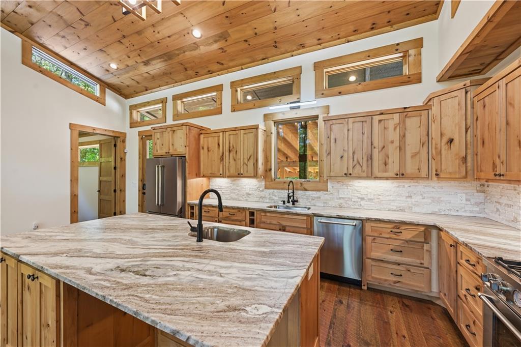 2632 Big Creek Road Cherry Log, GA 30522 - Photo 12 of 76