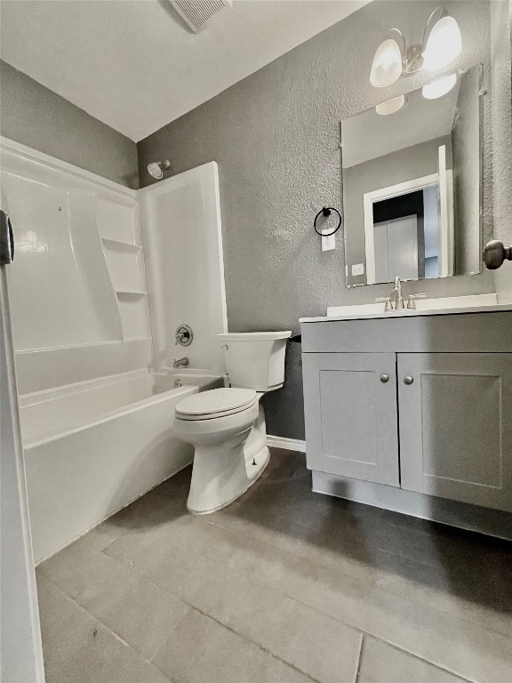5929 Alsace Trail Austin, TX 78724 - Photo 12 of 18 a bathroom with a sink toilet and shower