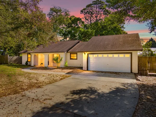 $439,000 | 902 Laurel Oak Lane, Panama City, FL 32408