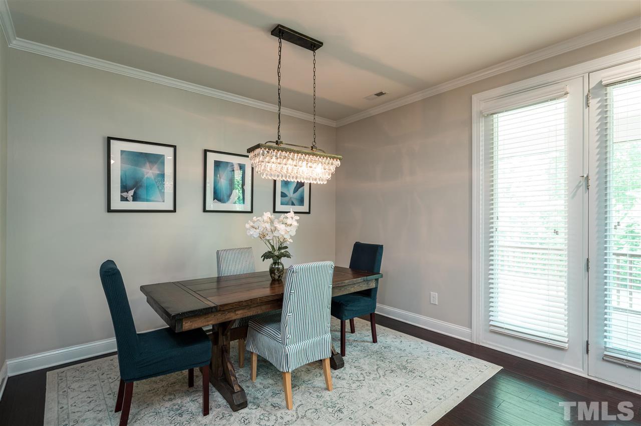 2429 Trenton Park Lane Raleigh, NC 27607 - Photo 11 of 26