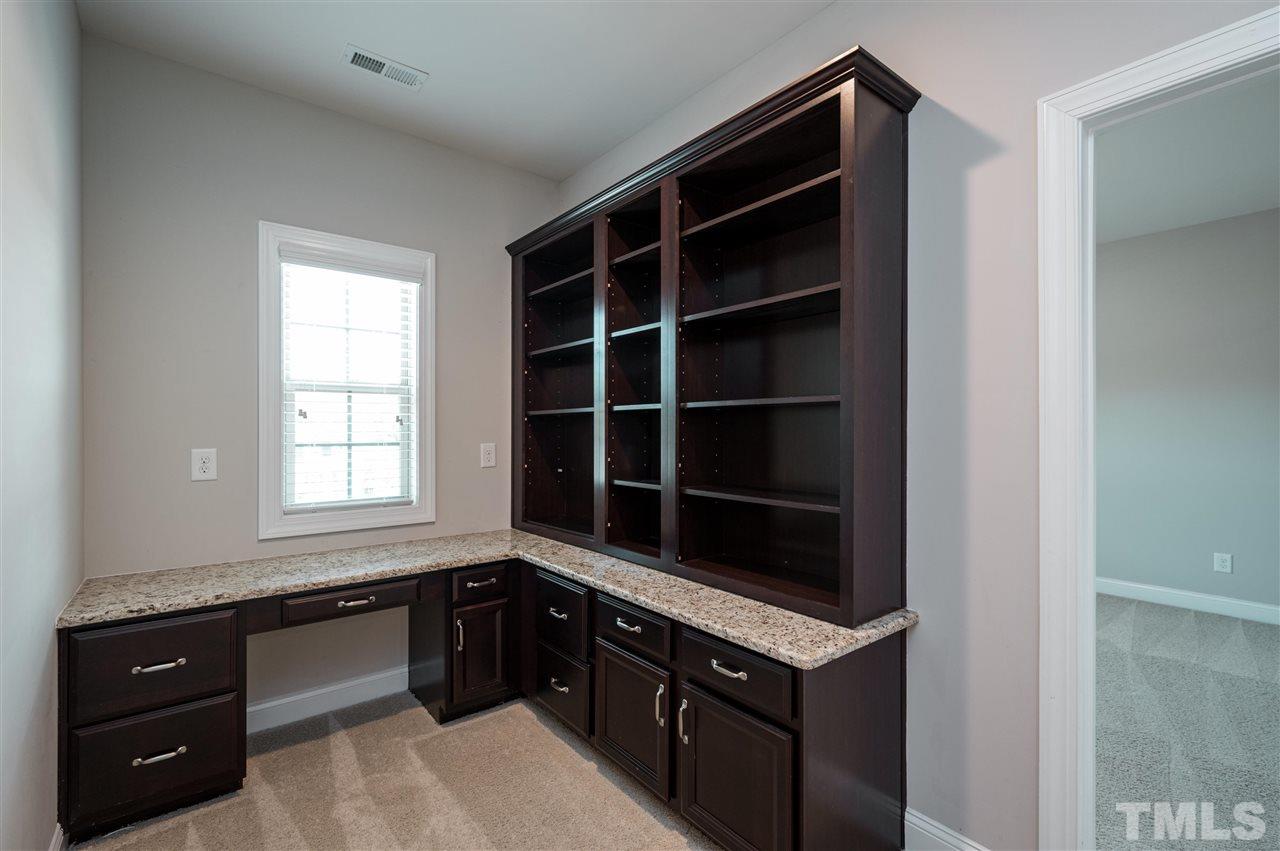 2429 Trenton Park Lane Raleigh, NC 27607 - Photo 16 of 26