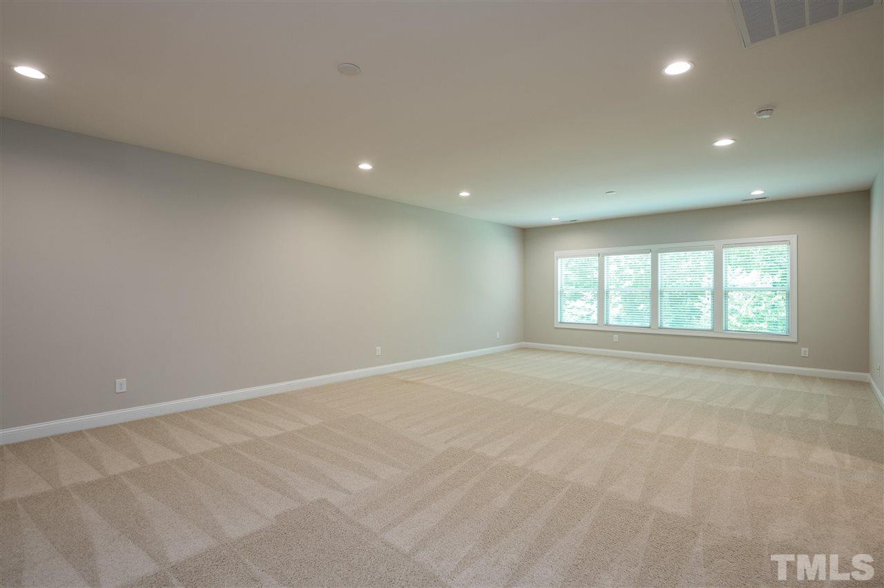 2429 Trenton Park Lane Raleigh, NC 27607 - Photo 18 of 26