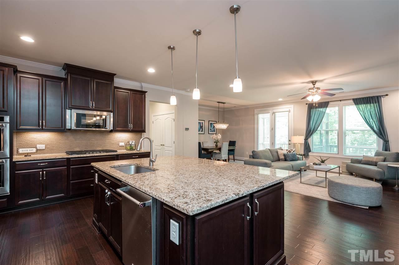 2429 Trenton Park Lane Raleigh, NC 27607 - Photo 8 of 26