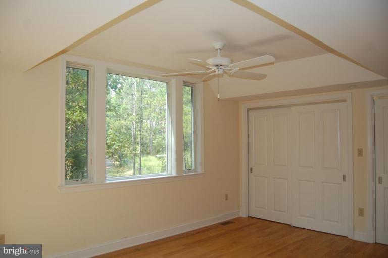 5415 Ragged Point Road Cambridge, MD 21613 - Photo 5 of 30 Master Bedroom