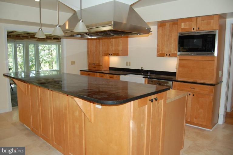 5415 Ragged Point Road Cambridge, MD 21613 - Photo 6 of 30 Kitchen