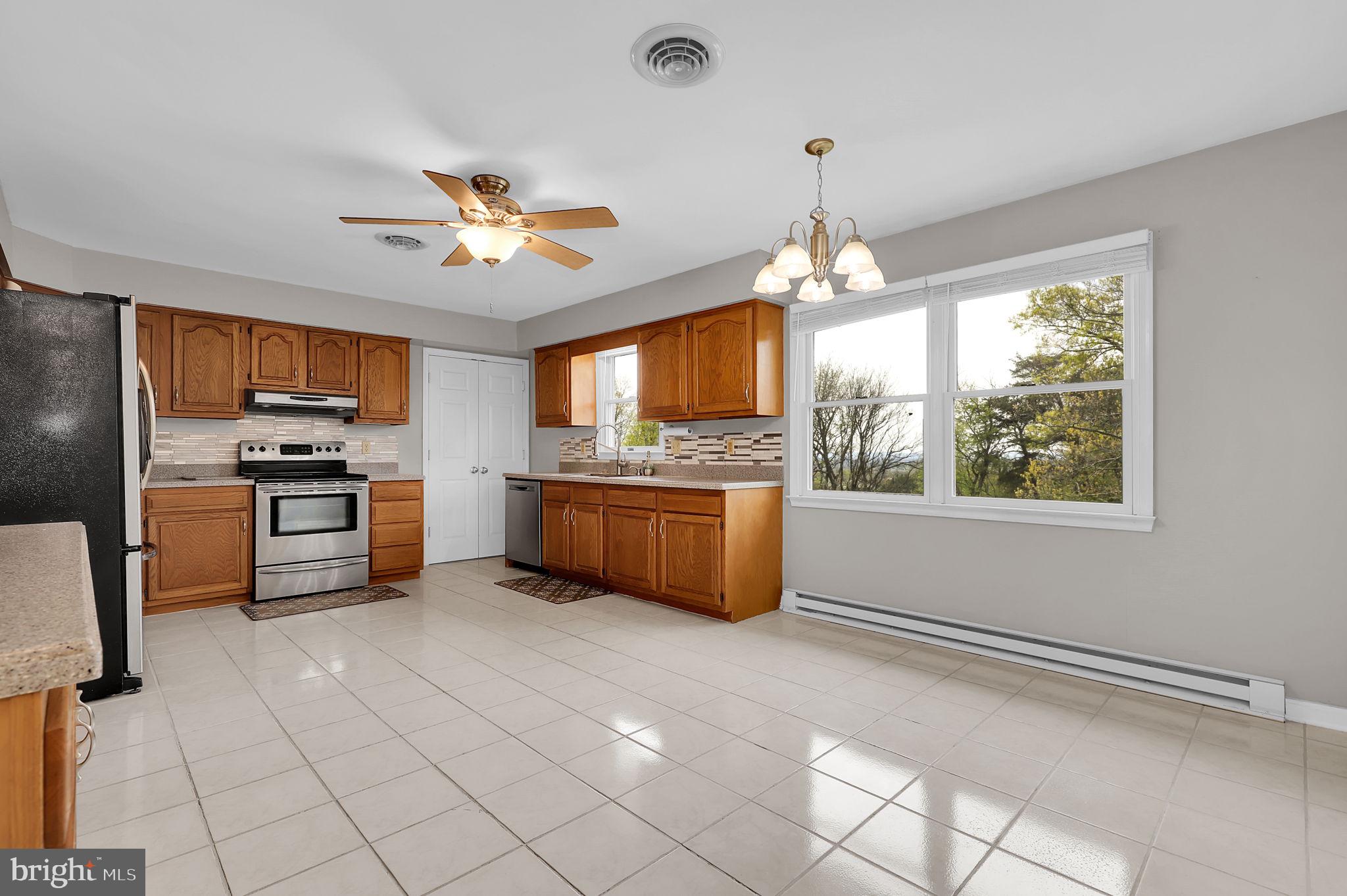 7834 Mountain Laurel Road Boonsboro, MD 21713 - Photo 8 of 47 Gallery Image 8