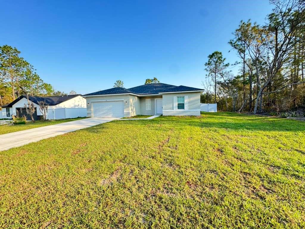 4967 Southwest 150th Lane Road Ocala, FL 34473 - Photo 2 of 46