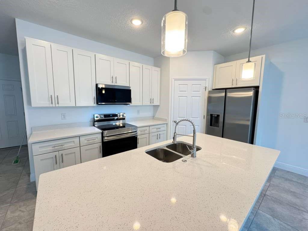 4967 Southwest 150th Lane Road Ocala, FL 34473 - Photo 6 of 46