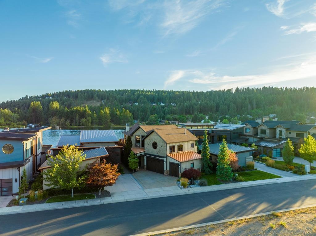 1350 Bellerive Lane Coeur D'Alene, ID 83814 - Photo 23 of 28