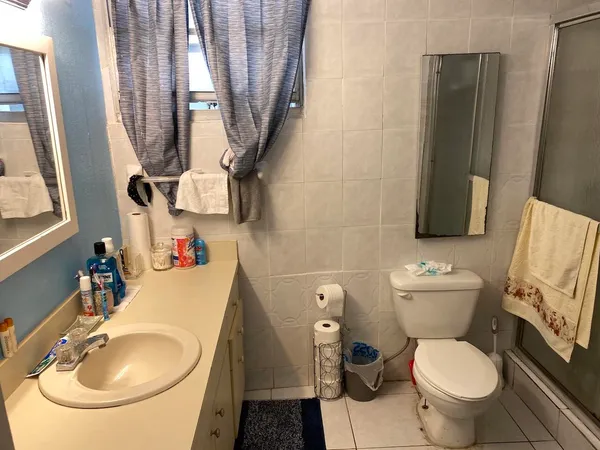 $2,300 | 12920 Westview Drive, Unit 1, Miami, FL 33167