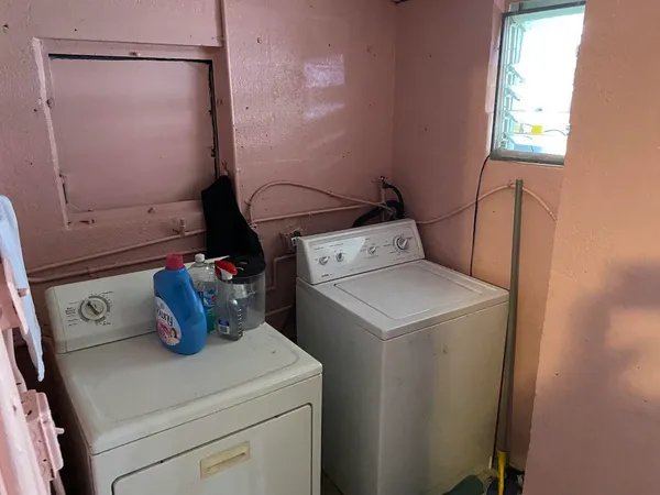 $2,300 | 12920 Westview Drive, Unit 1, Miami, FL 33167