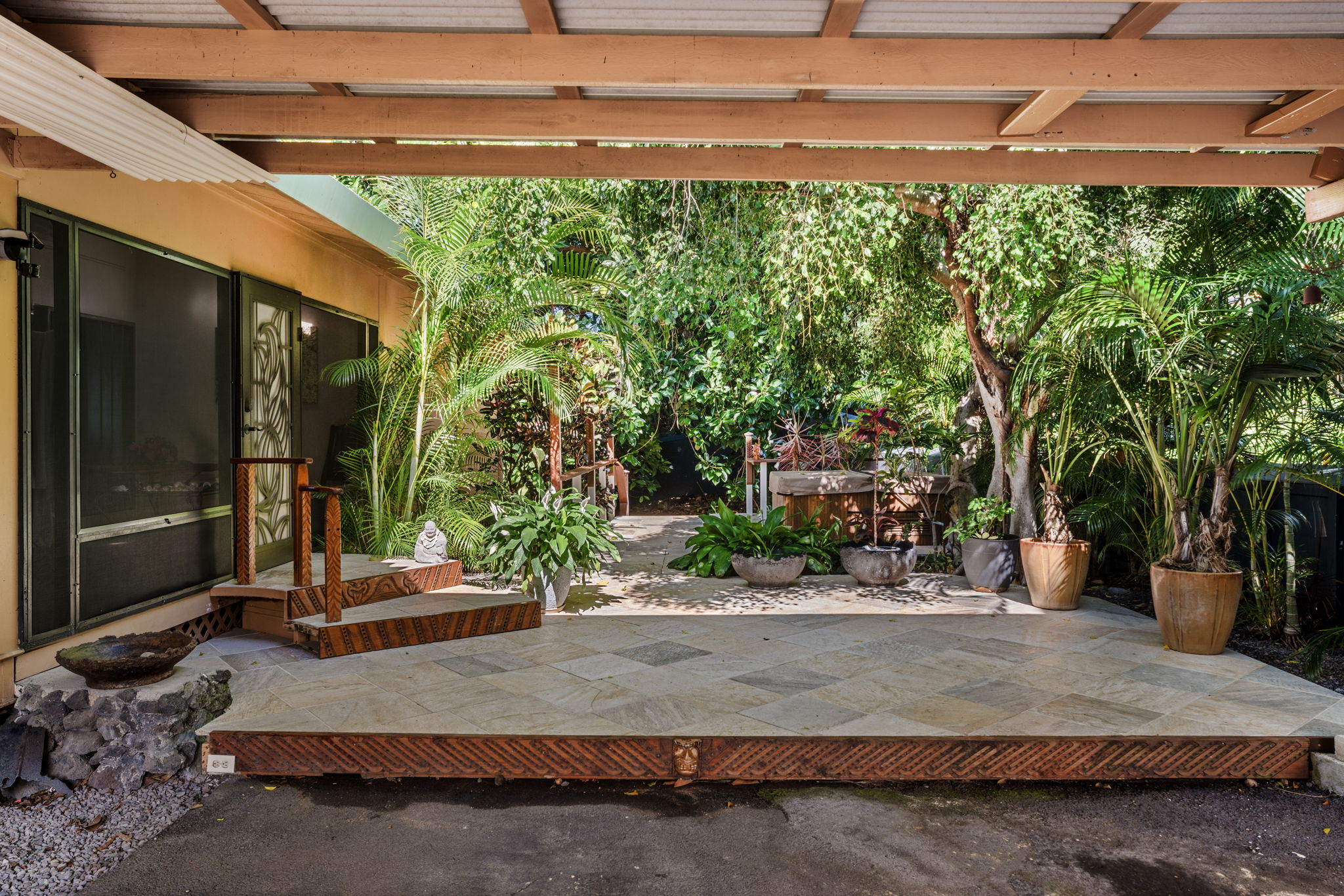 78-6960-a Walua Road Kailua-Kona, HI 96740 - Photo 7 of 29 a view of outdoor space and yard