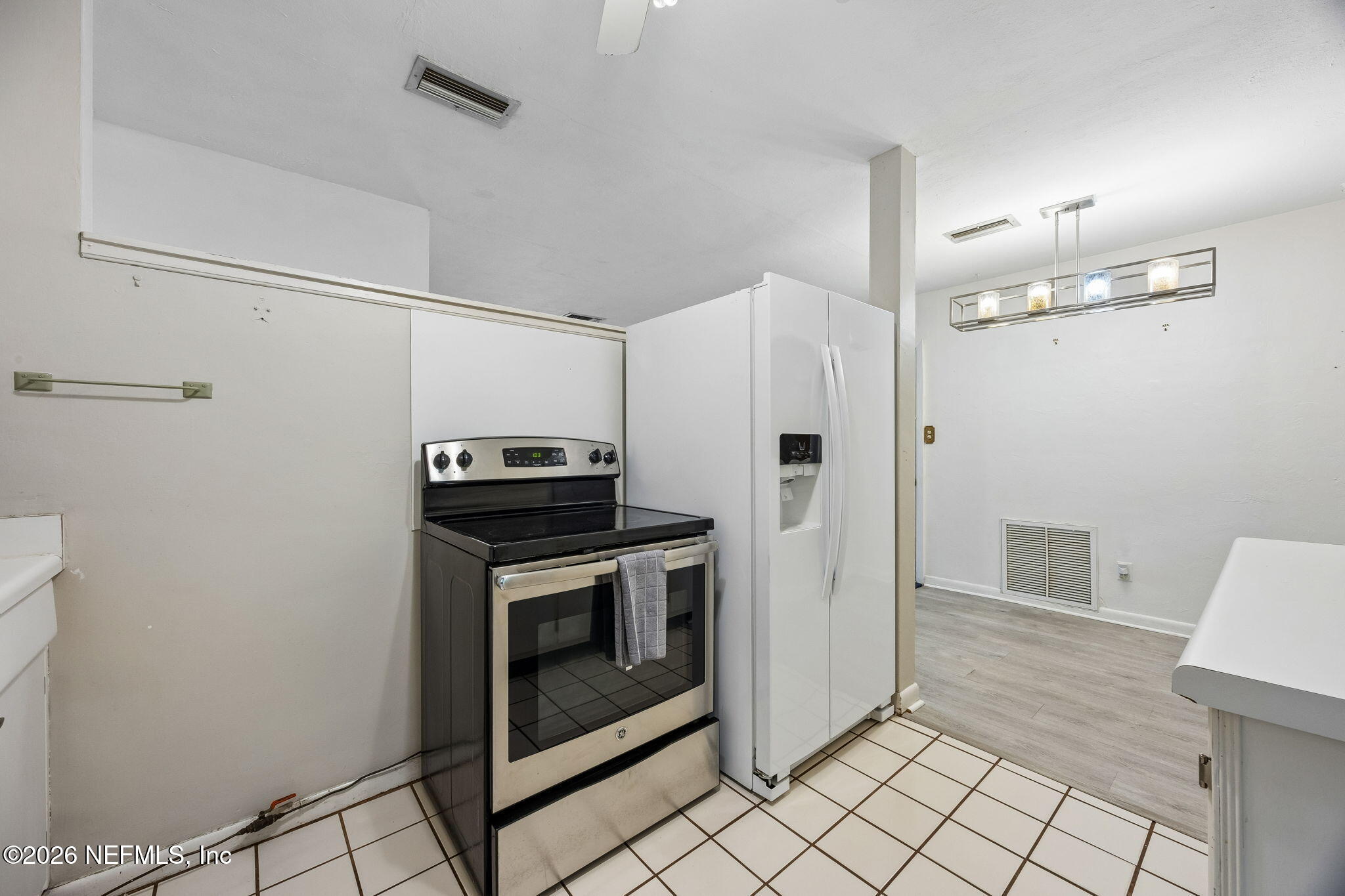 10-web-or-mls-321 Chapel Rd-10