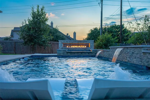 $649,900 | 833 Tabernash, Leander, TX 78641