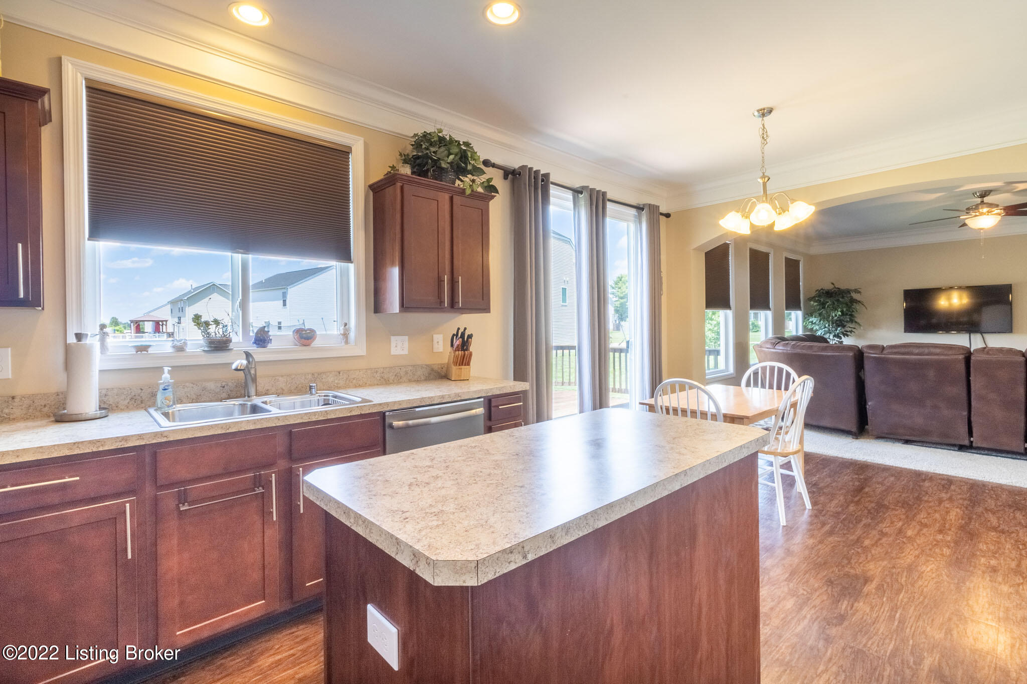 134 Golden Wing Road Mount Washington, KY 40047 - Photo 14 of 48 16