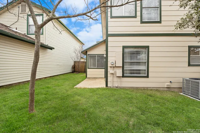 $1,775 | 3203 Stoney Square, San Antonio, TX 78247